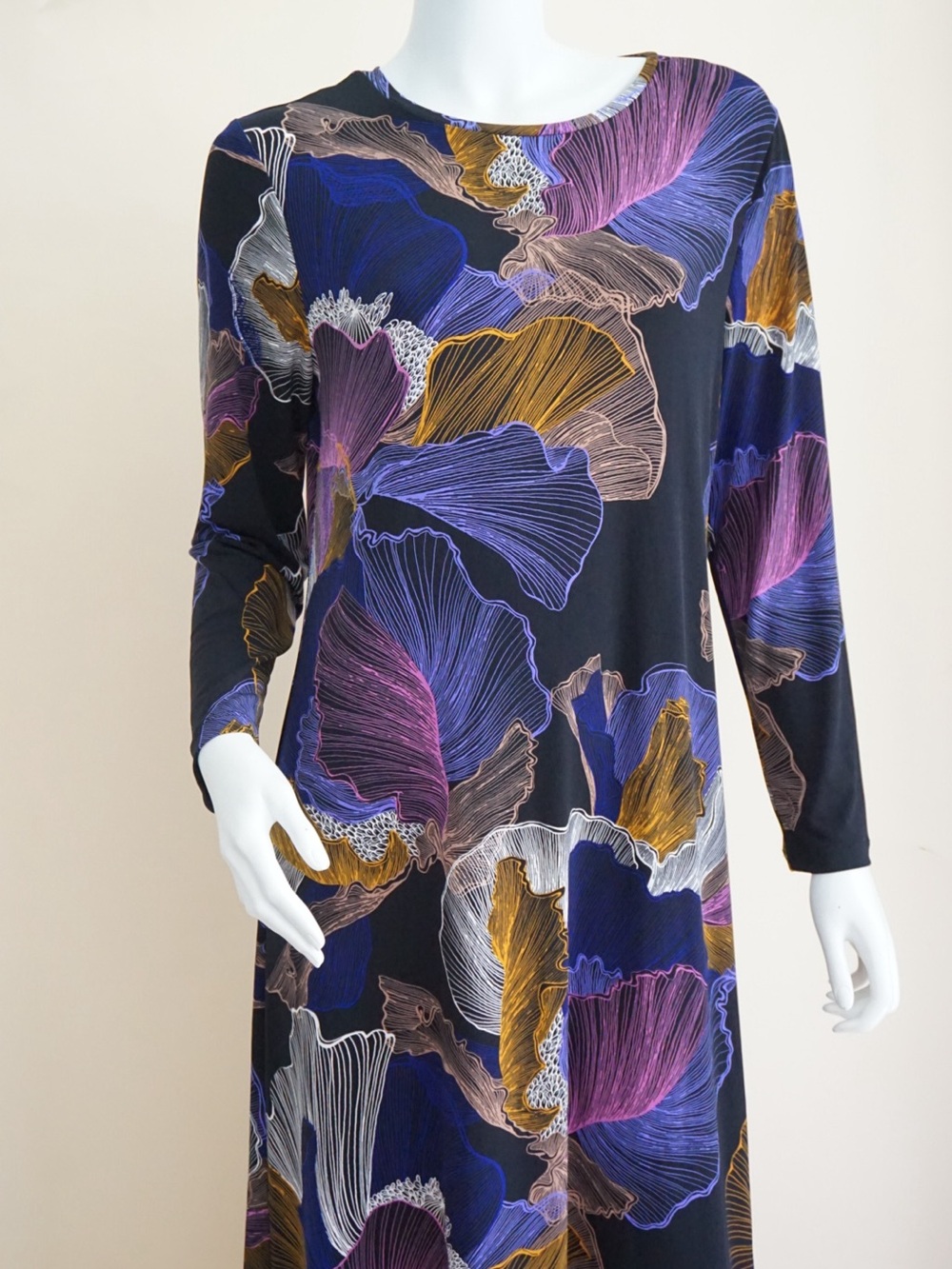 Chicos Navy Abstract Maxi Crew Neck Dress - Size Large (2)